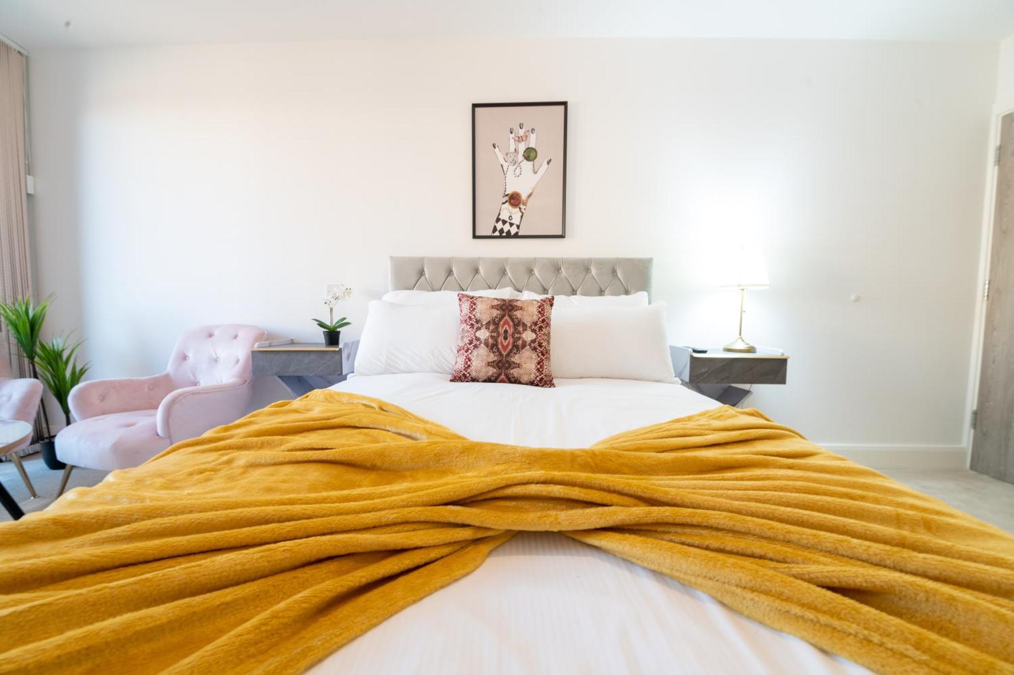 Luxury City Escape Apartments Лондон Екстер'єр фото